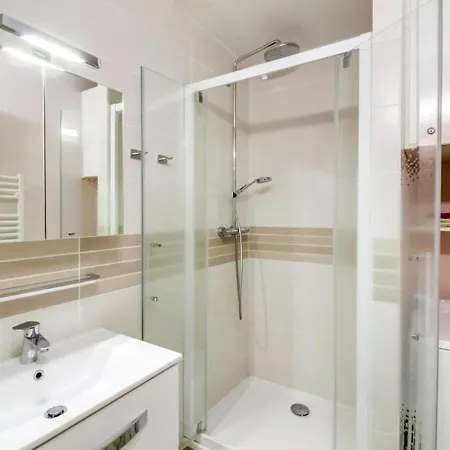 Apartamento T3 Lumineux Avec Jardin, 6 Pers., Wi-fi, Parking, Animaux Admis - Fr-1-402-1